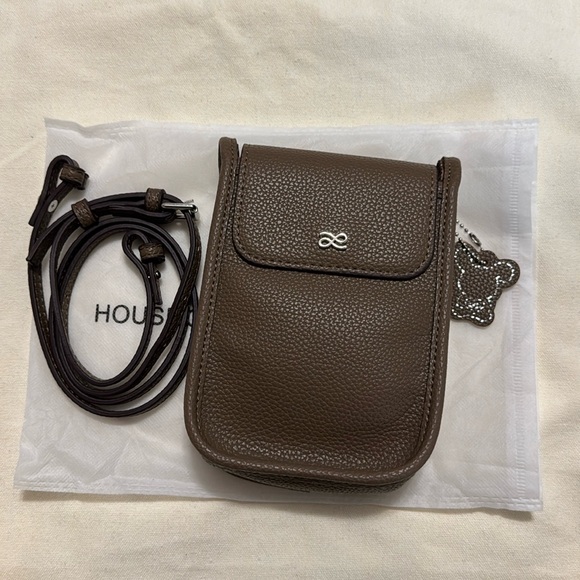 HOUSE OF LITTLE BUNNY 🐰 Mini Camping bag - Picture 1 of 8